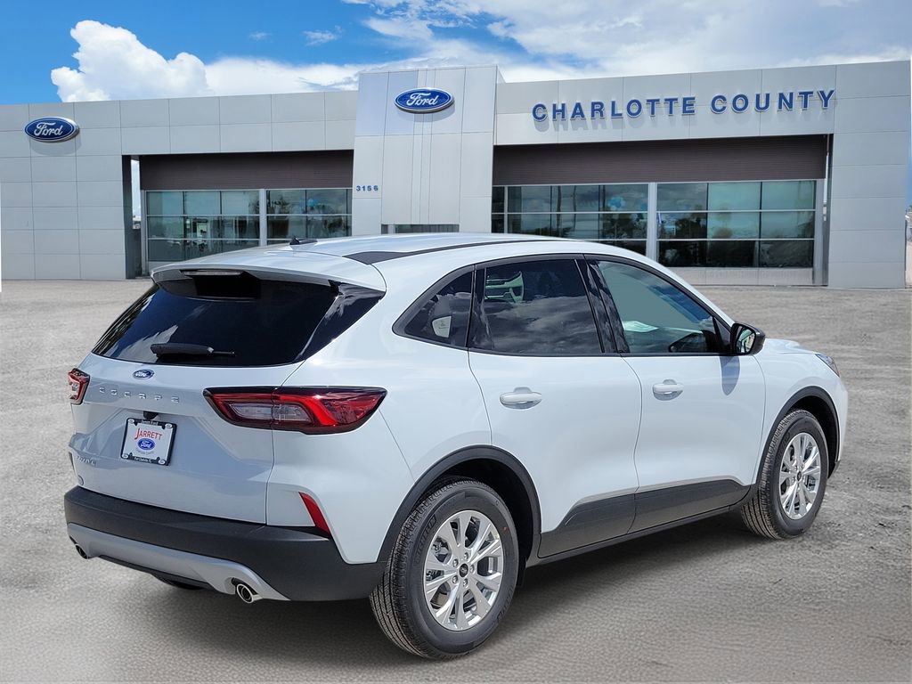 New 2026 Ford Escape Active image 4