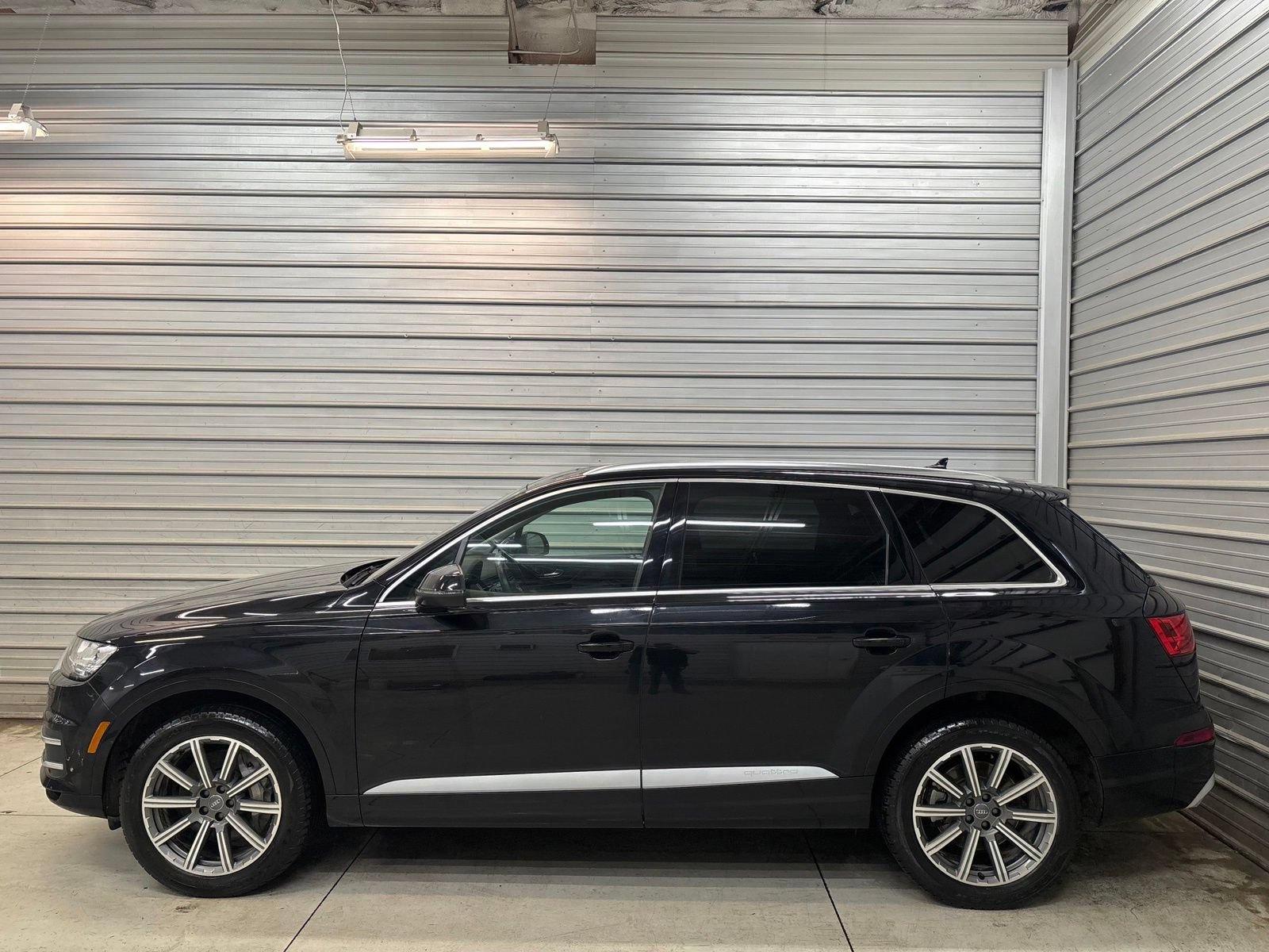 Used 2019 Audi Q7 3.0T Premium Plus w/ Premium Plus Package AWD/4WD image 10