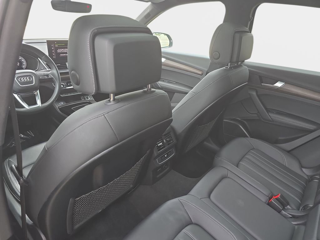 Used 2022 Audi Q5 2.0T Premium Plus w/ Premium Plus Package image 13