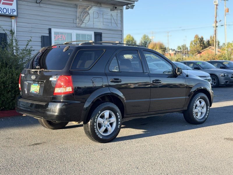 Used 2006 Kia Sorento 4WD image 5