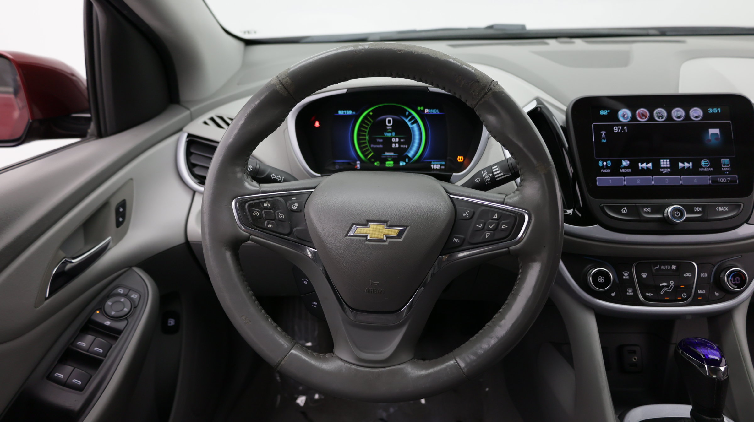 Used 2017 Chevrolet Volt LT w/ Comfort Package FWD image 28