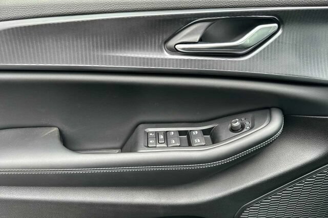 New 2026 Jeep Grand Cherokee Laredo X AWD/4WD image 8