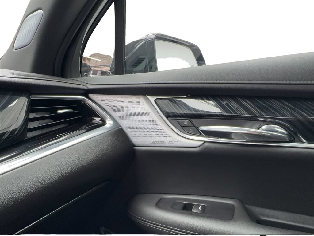 Used 2025 Cadillac XT6 Premium Luxury AWD/4WD image 50