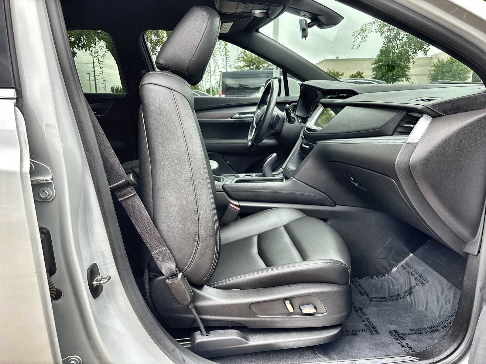Used 2023 Cadillac XT5 Luxury FWD image 17