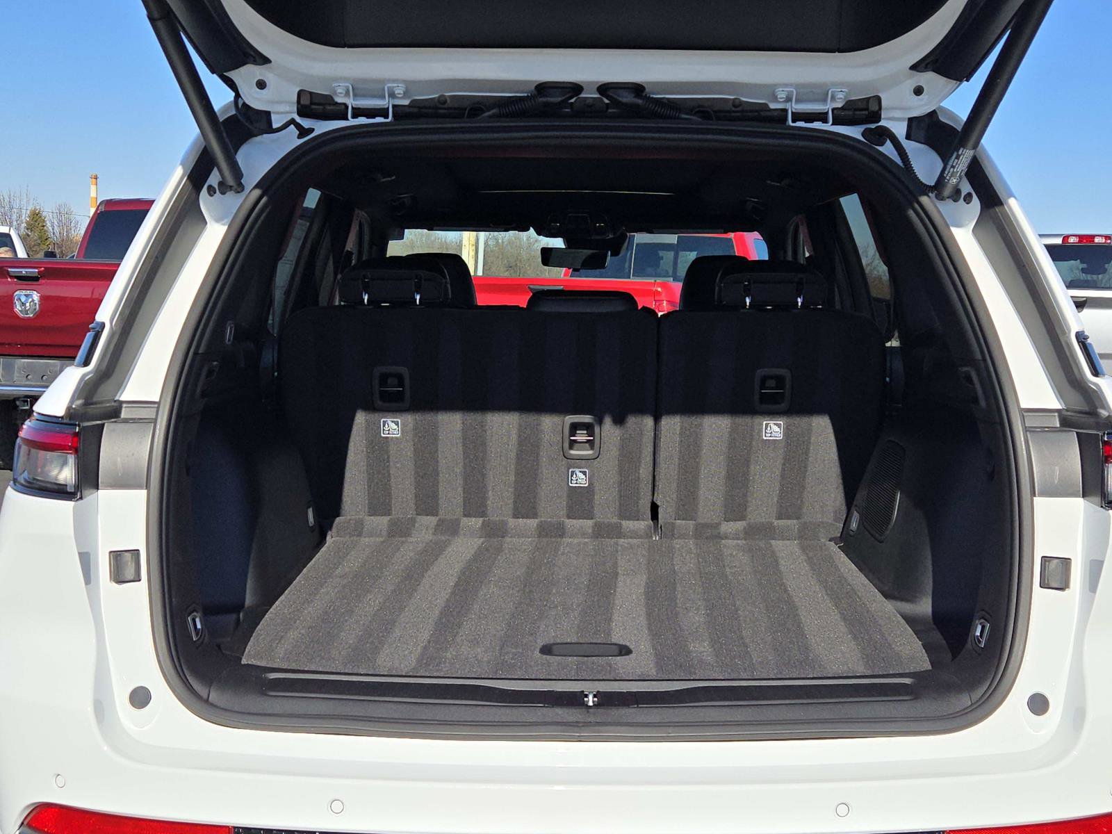 New 2026 Jeep Grand Cherokee Limited Reserve image 14