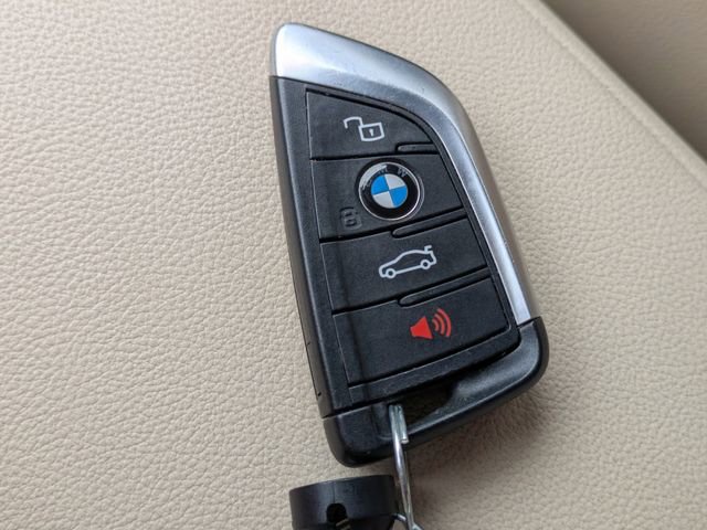 Used 2022 BMW 330i Sedan w/ Convenience Package RWD image 27