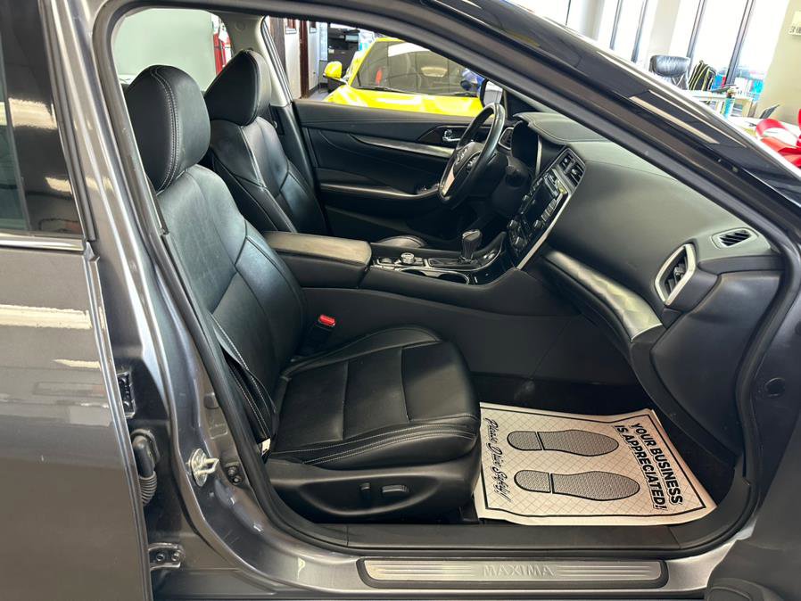 Used 2021 Nissan Maxima 3.5 SV w/ Floor Mat Group image 33