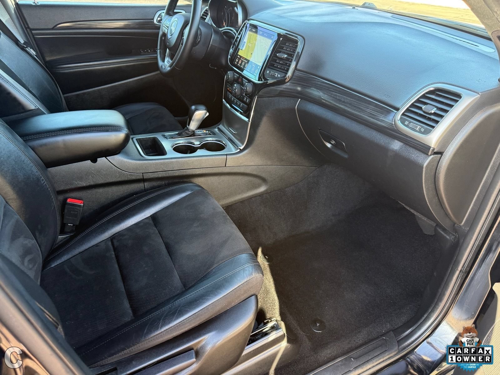Used 2022 Jeep Grand Cherokee Laredo X AWD/4WD image 29