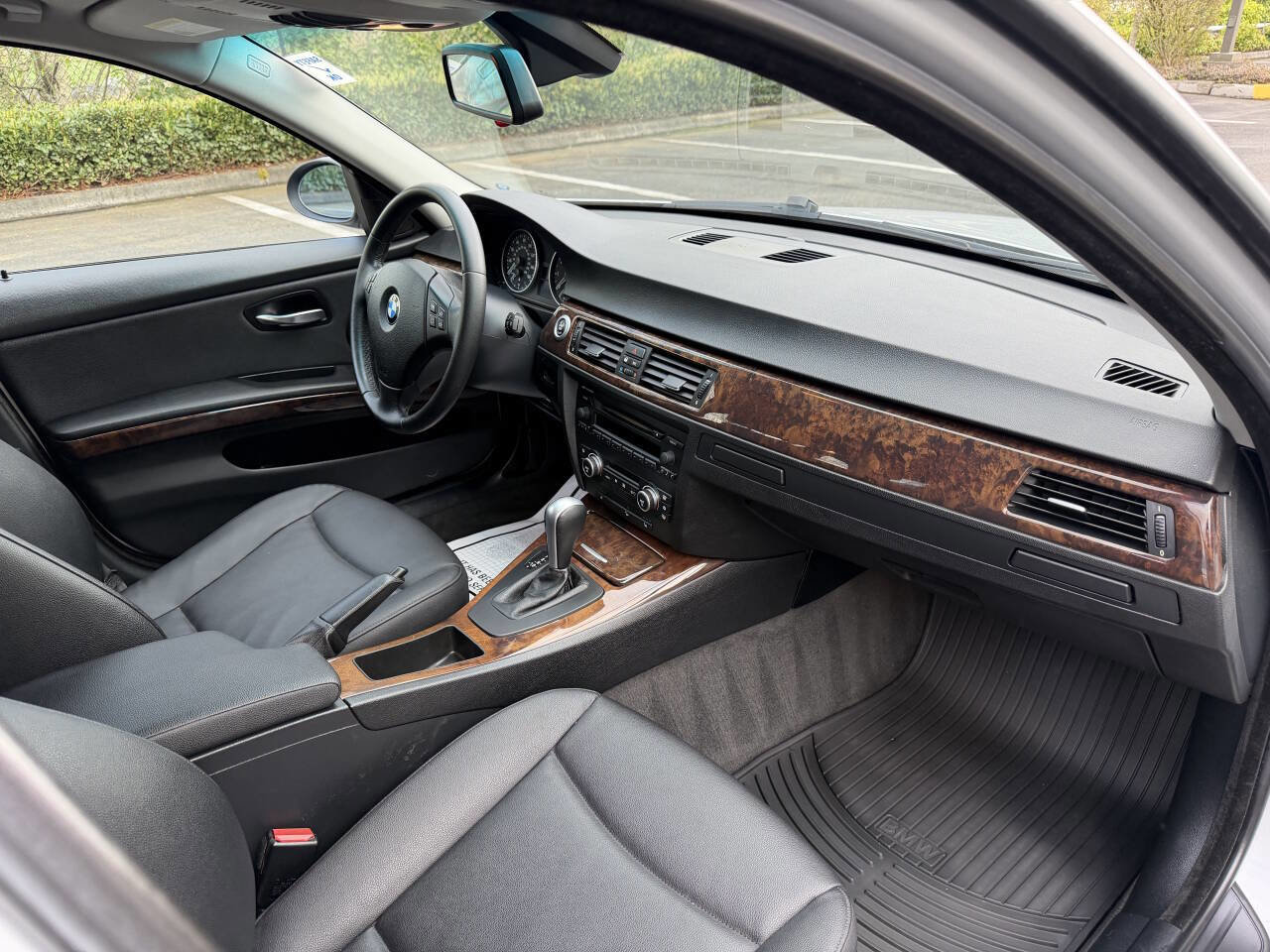 Used 2007 BMW 328xi Wagon AWD/4WD image 14