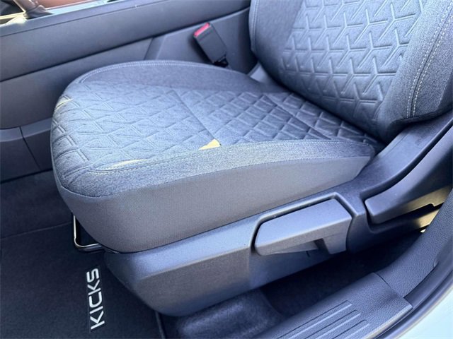 New 2026 Nissan Kicks SV image 15