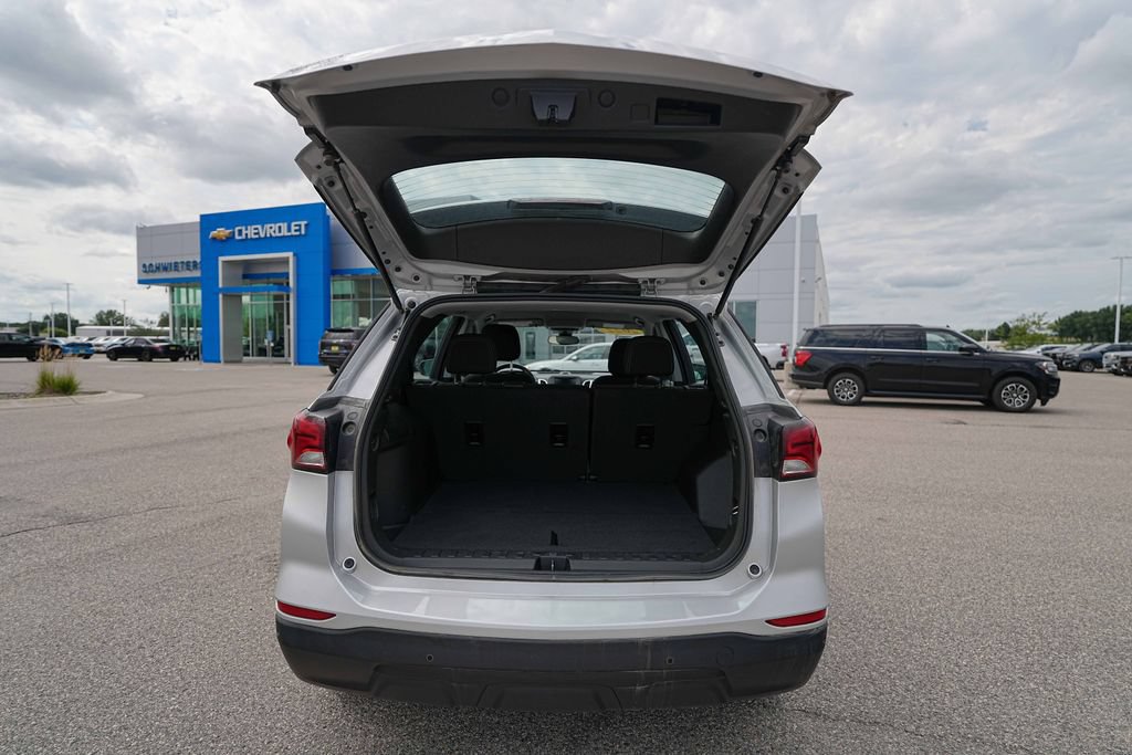 Used 2022 Chevrolet Equinox LS AWD/4WD image 14