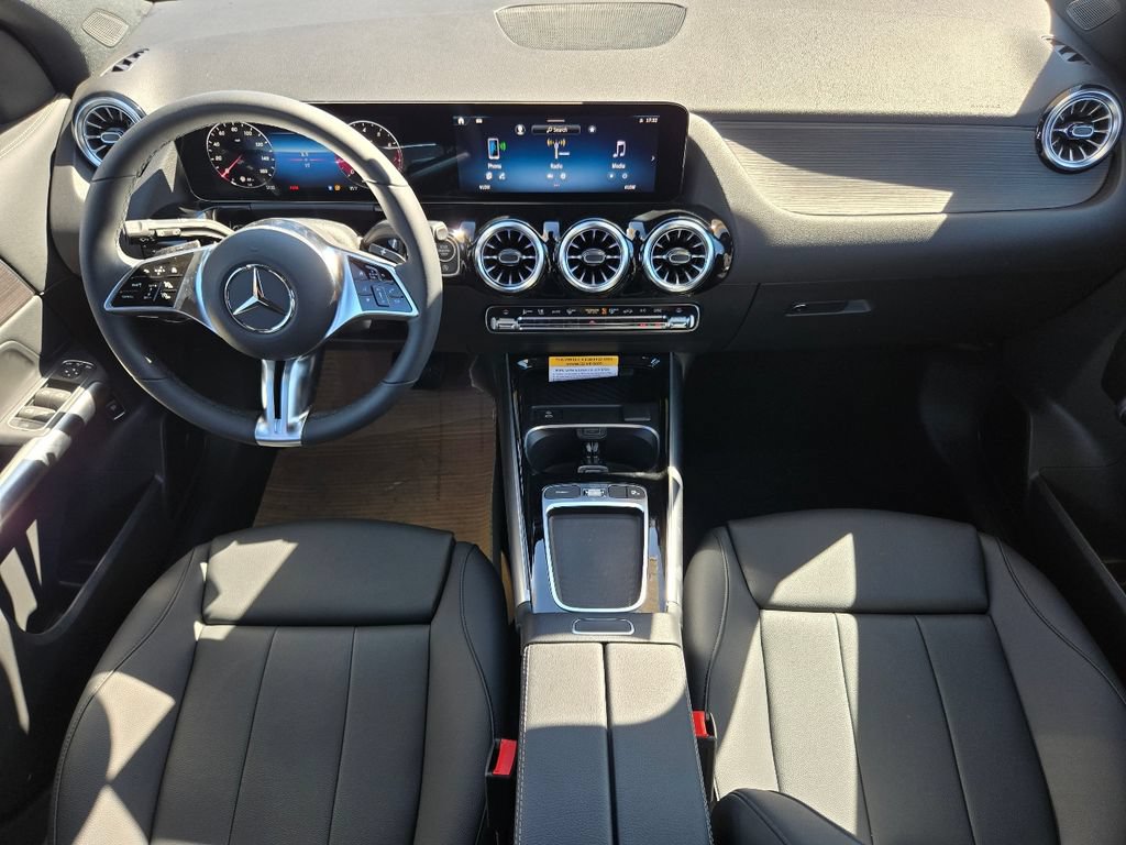 New 2026 Mercedes-Benz GLA 250 4MATIC image 2