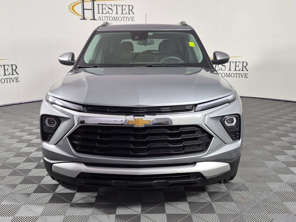 Used 2024 Chevrolet TrailBlazer LT FWD image 9