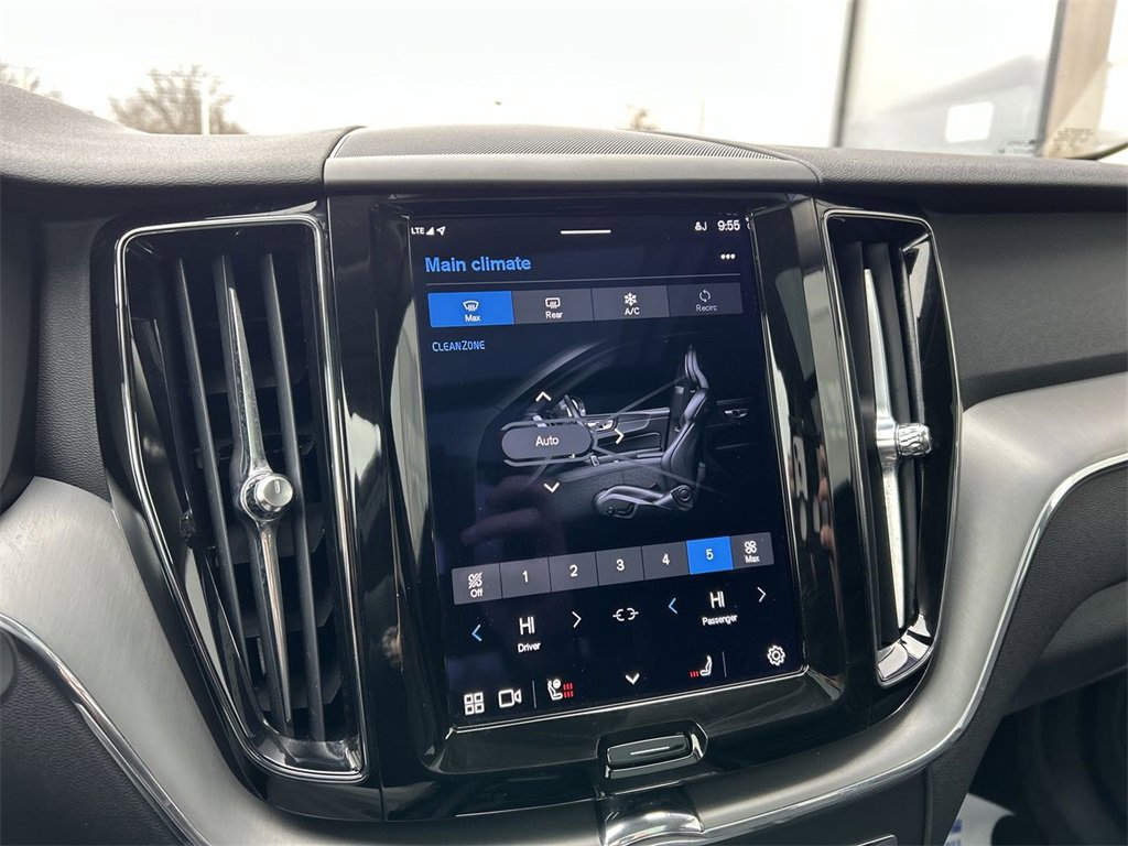 Certified 2023 Volvo XC60 B5 Core w/ Climate Package image 21