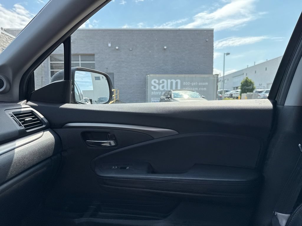 Used 2017 Honda Pilot EX-L image 15