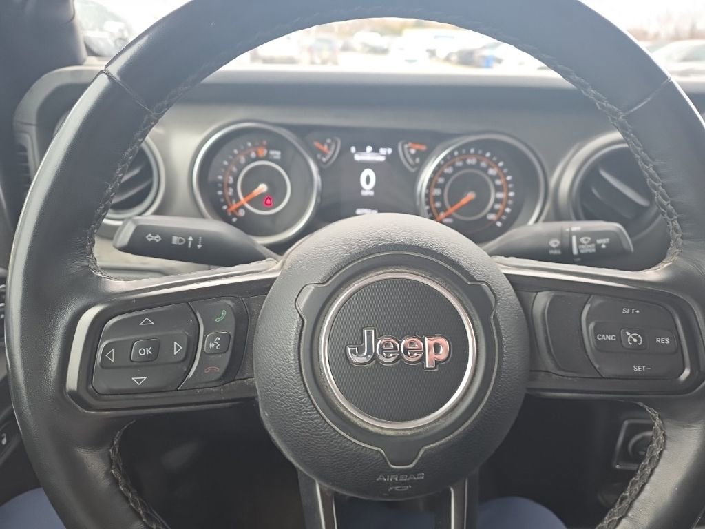 Used 2022 Jeep Gladiator Sport image 43