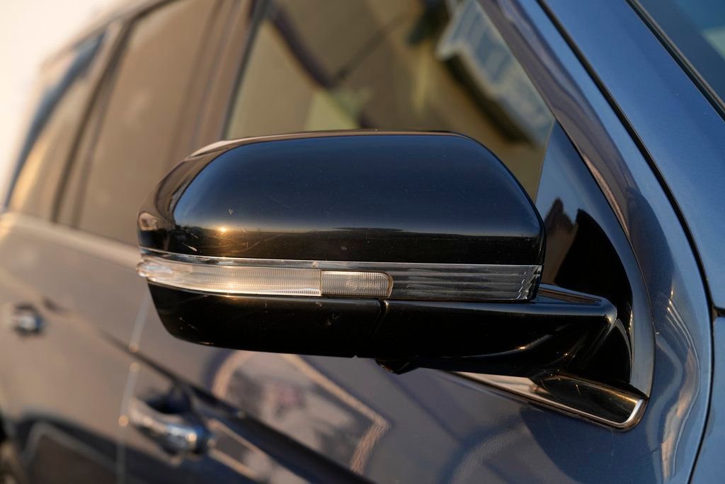 Used 2019 Lincoln Navigator Select image 9