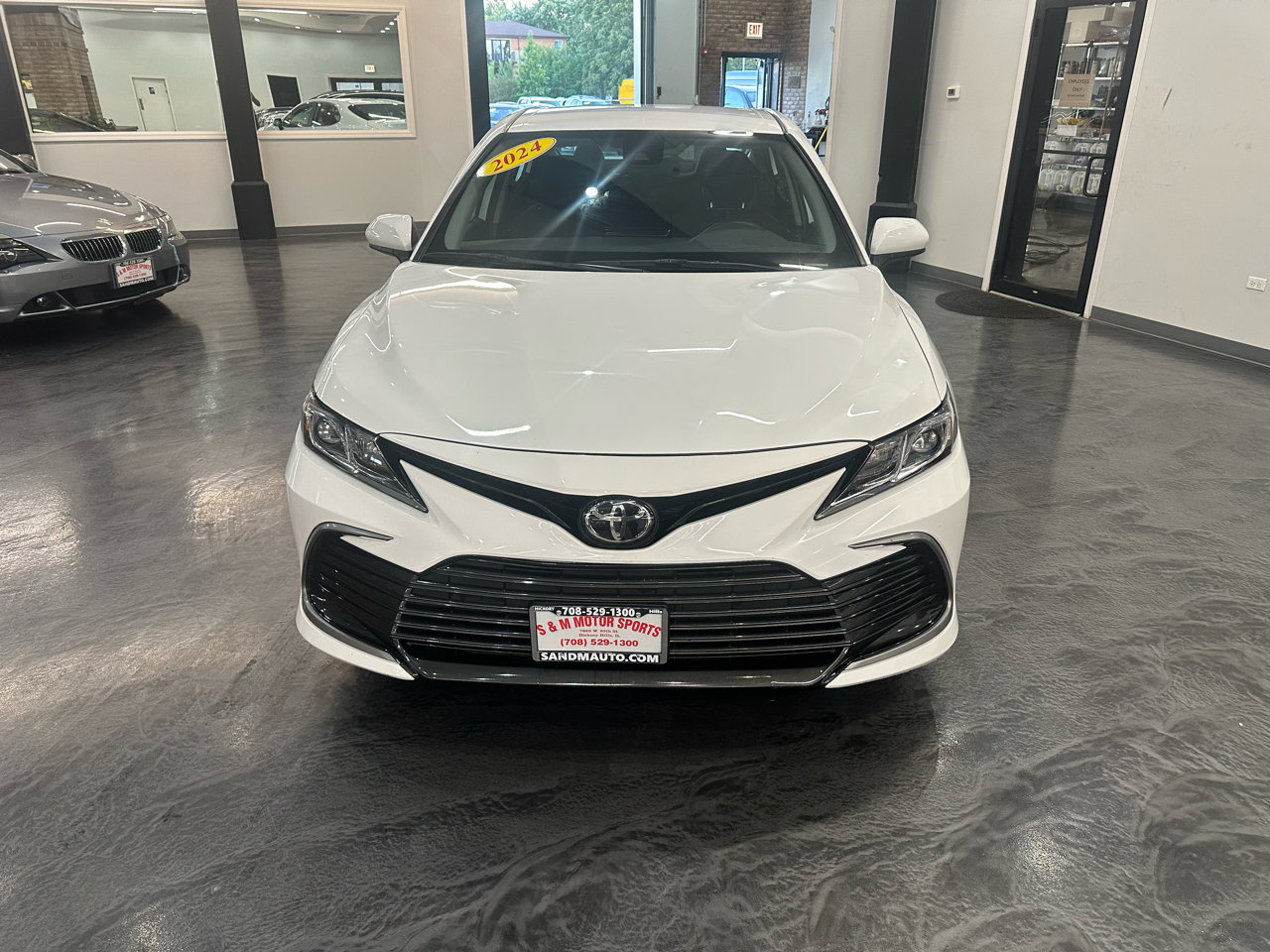 Used 2024 Toyota Camry LE image 2