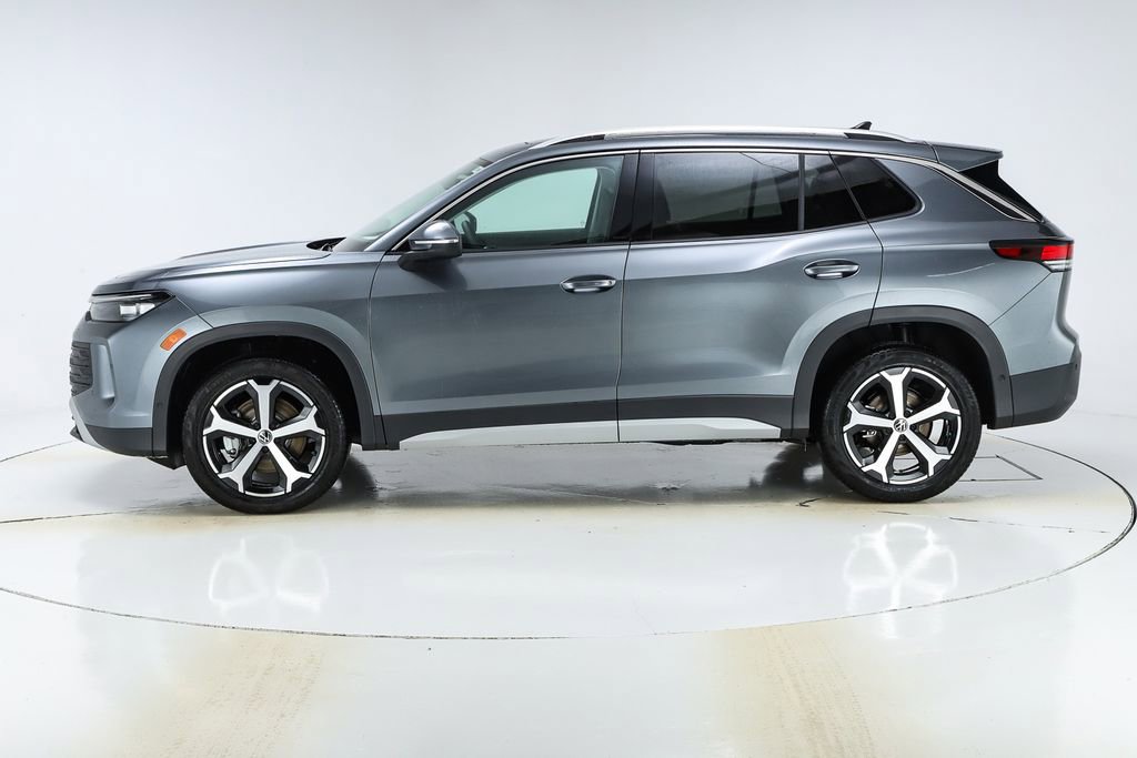 New 2026 Volkswagen Tiguan SE image 41