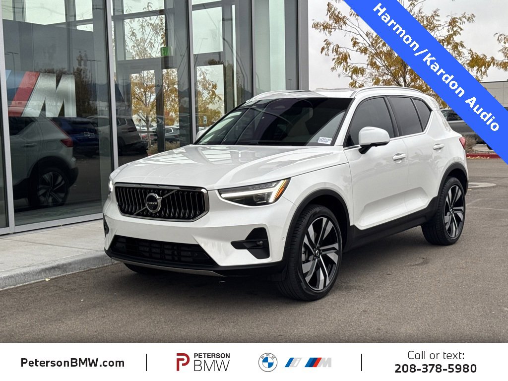 Used 2024 Volvo XC40 B5 Ultimate