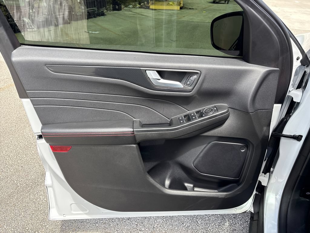 Certified 2023 Ford Escape ST-Line w/ Tech Pack #1 FWD image 29