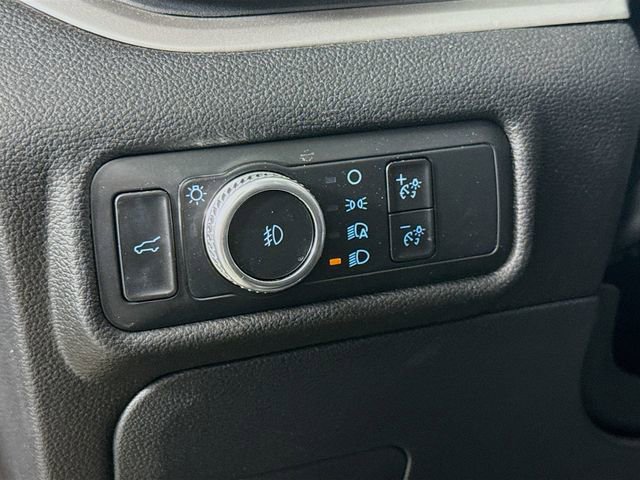 Certified 2022 Ford Explorer XLT w/ Equipment Group 202A image 10