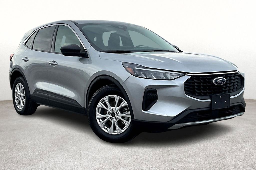 Used 2023 Ford Escape Active image 1