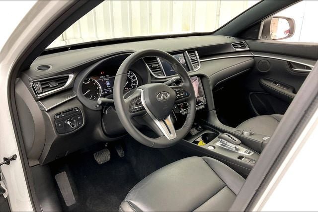 Certified 2025 INFINITI QX55 Luxe w/ Cargo Package AWD/4WD image 18