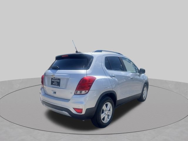 Used 2017 Chevrolet Trax LT w/ Driver Confidence Package FWD image 6