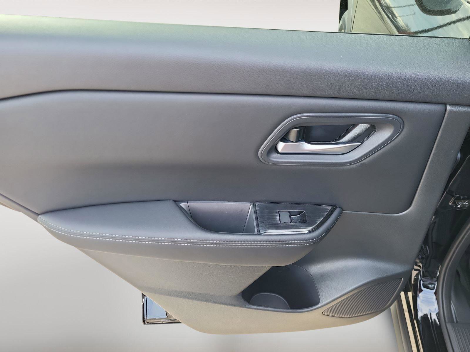 New 2026 Nissan Rogue SV w/ Cold Weather Package image 18