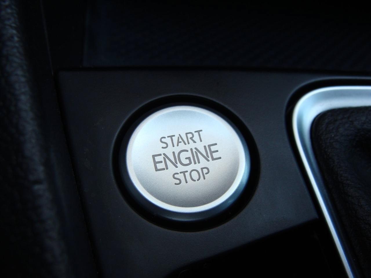 Used 2022 Volkswagen Jetta SE FWD image 21