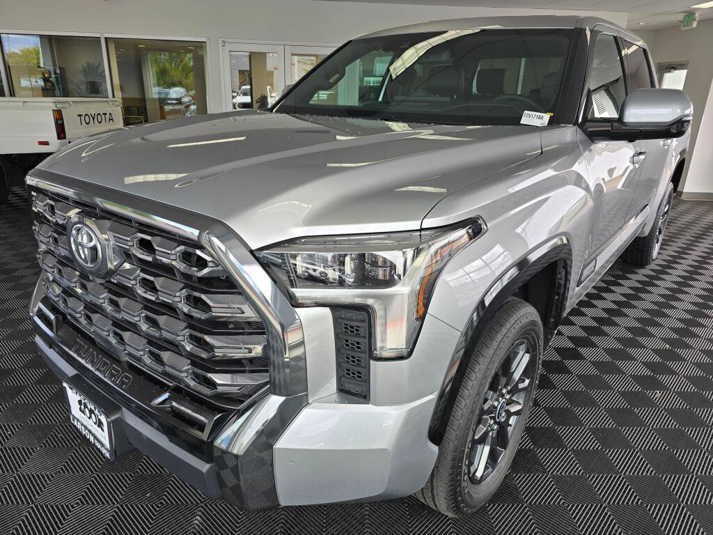 Used 2023 Toyota Tundra Platinum AWD/4WD image 7