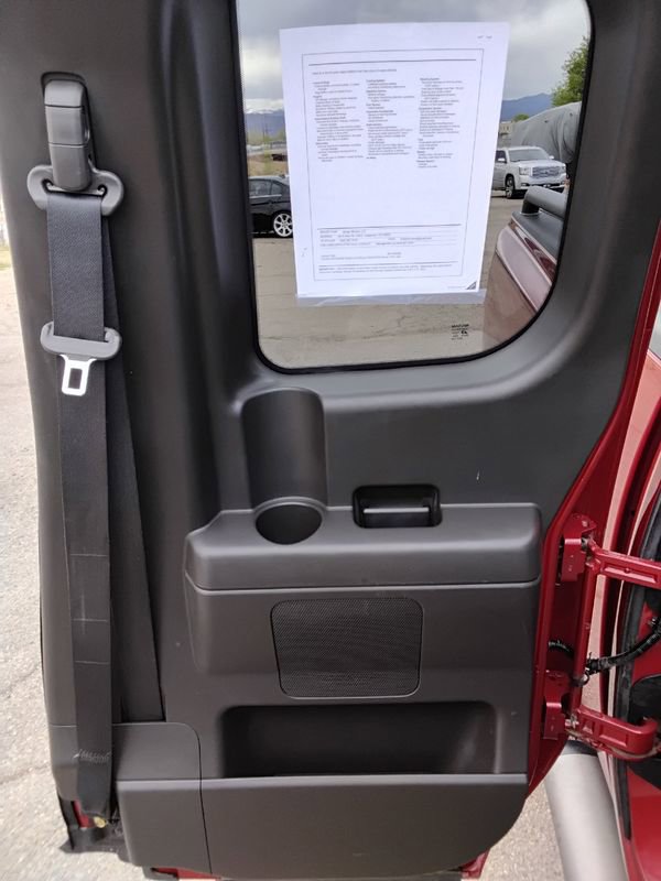 Used 2004 Nissan Titan SE AWD/4WD image 16