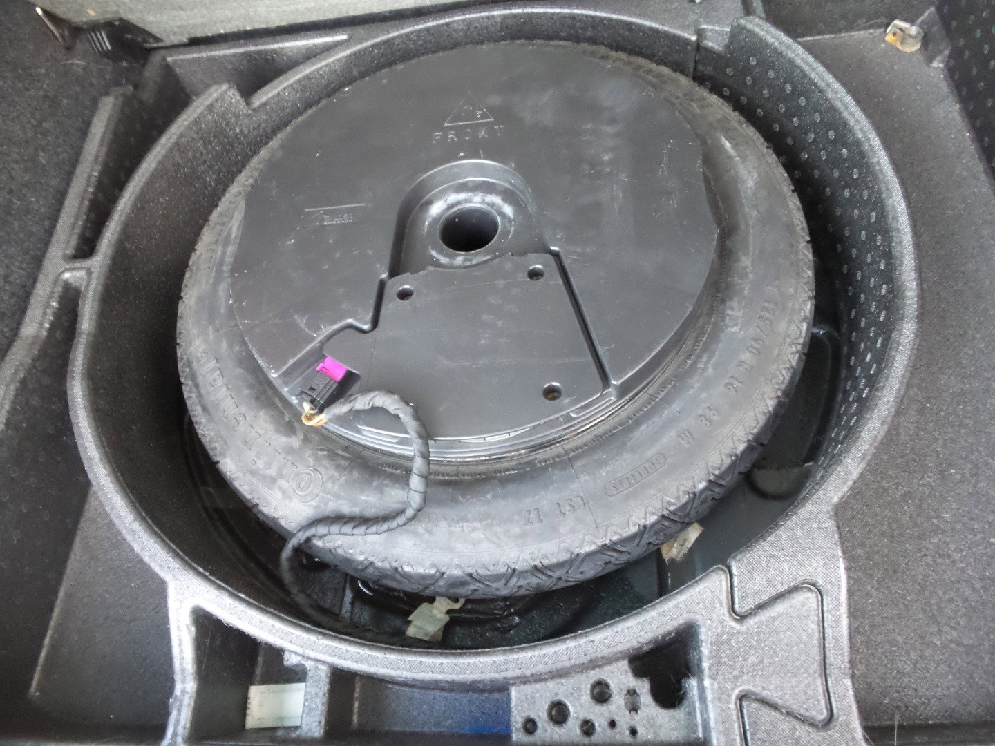 Used 2015 Volkswagen Tiguan R-Line image 32