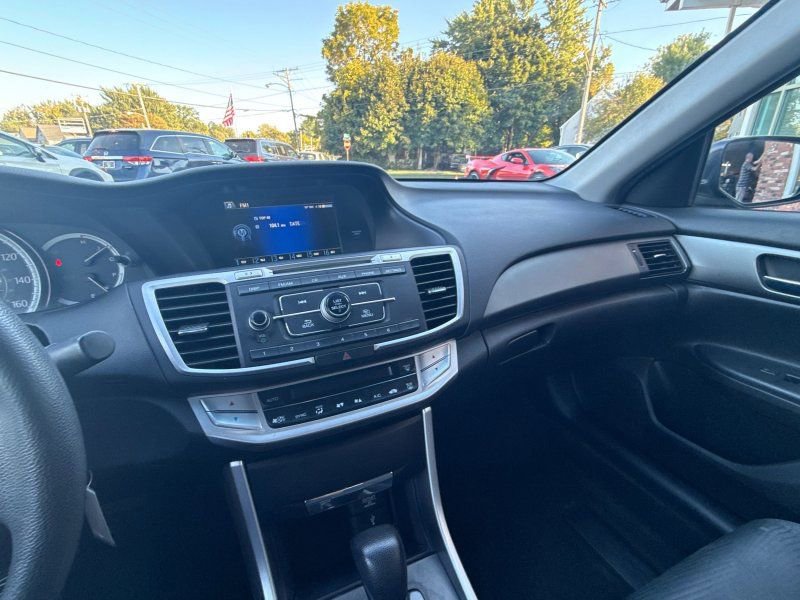 Used 2015 Honda Accord LX image 23