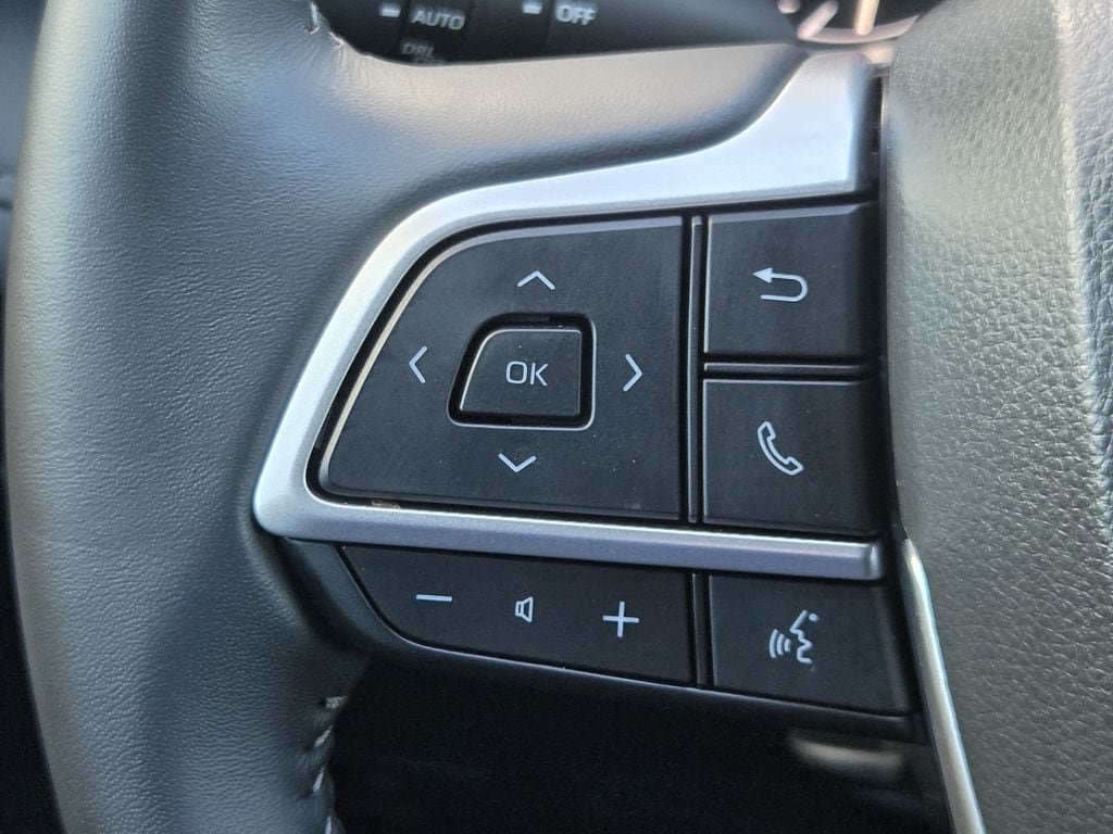 Used 2026 Toyota Highlander XLE AWD/4WD image 24