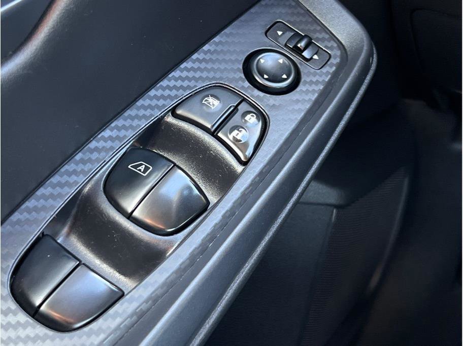 Used 2024 Nissan Sentra S image 15