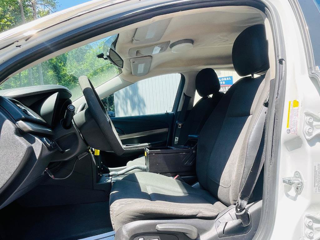 Used 2014 Chevrolet Caprice RWD image 16