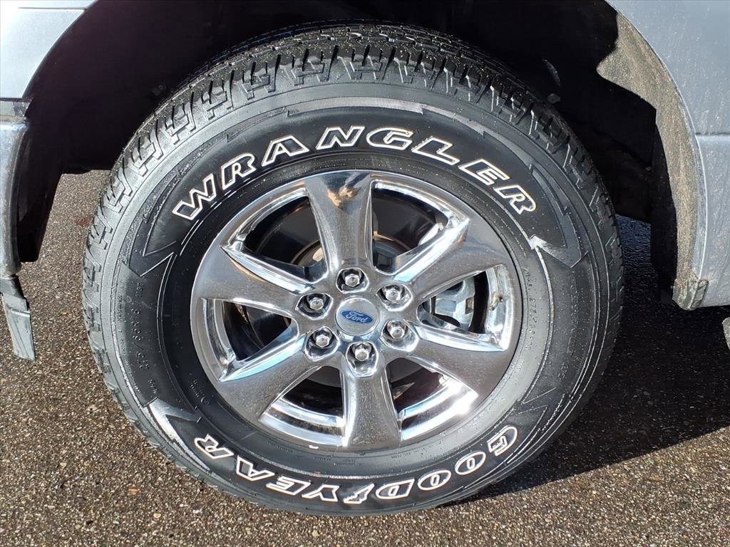 Used 2020 Ford F150 XLT w/ Equipment Group 302A Luxury image 9