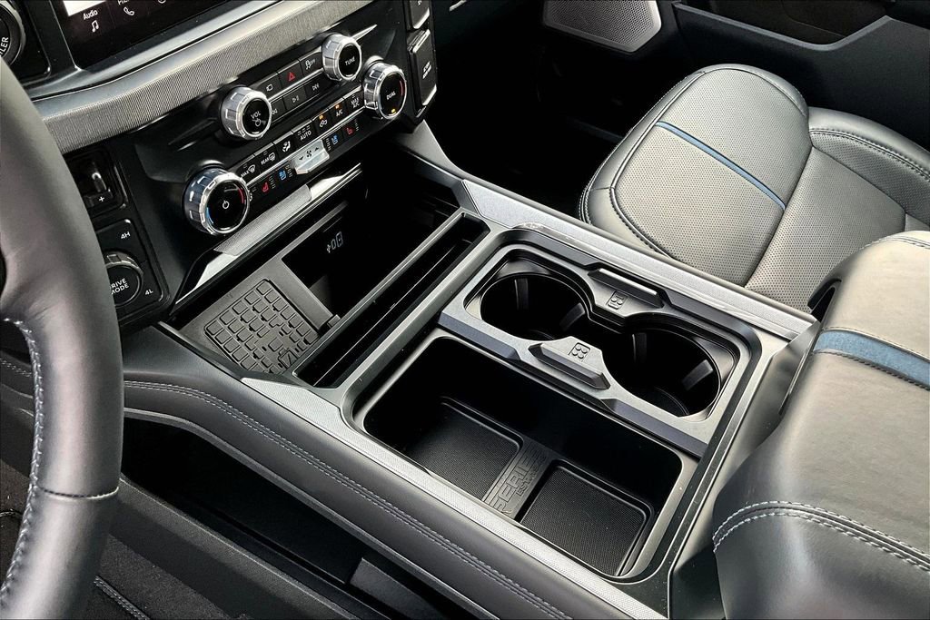 Used 2025 Ford F350 Platinum w/ FX4 Off-Road Package image 14