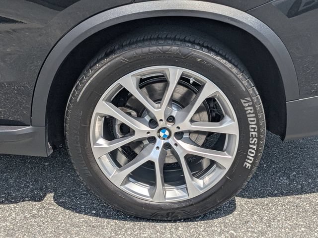 Used 2025 BMW X5 xDrive40i AWD/4WD image 11