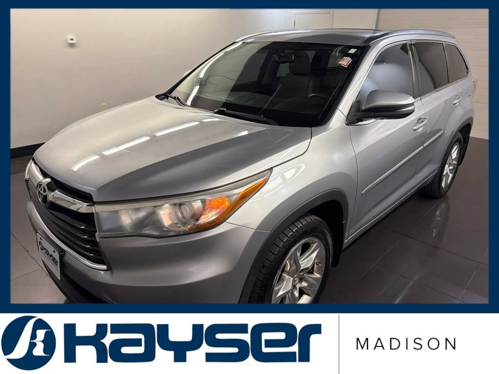 Used 2015 Toyota Highlander Limited AWD/4WD image 3