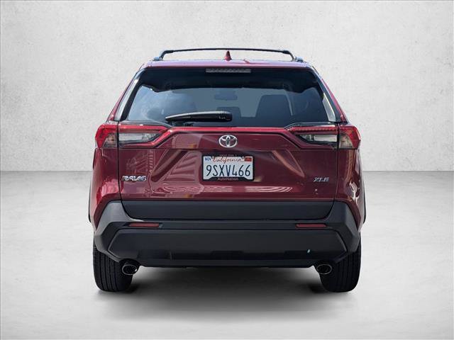 Used 2019 Toyota RAV4 XLE w/ Convenience Package FWD image 7