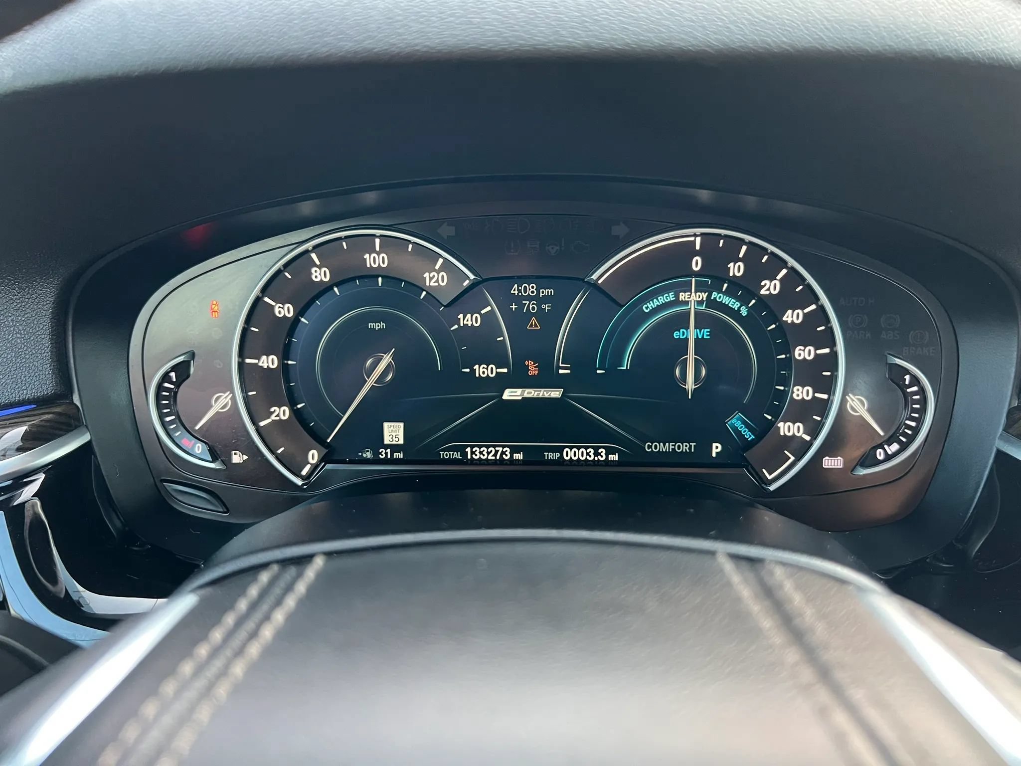 Used 2018 BMW 530e xDrive w/ Premium Package 2 AWD/4WD image 16