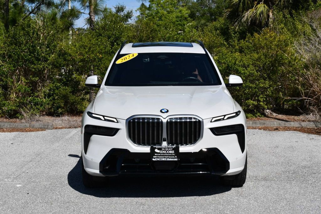 Used 2024 BMW X7 xDrive40i w/ M Sport Package image 38
