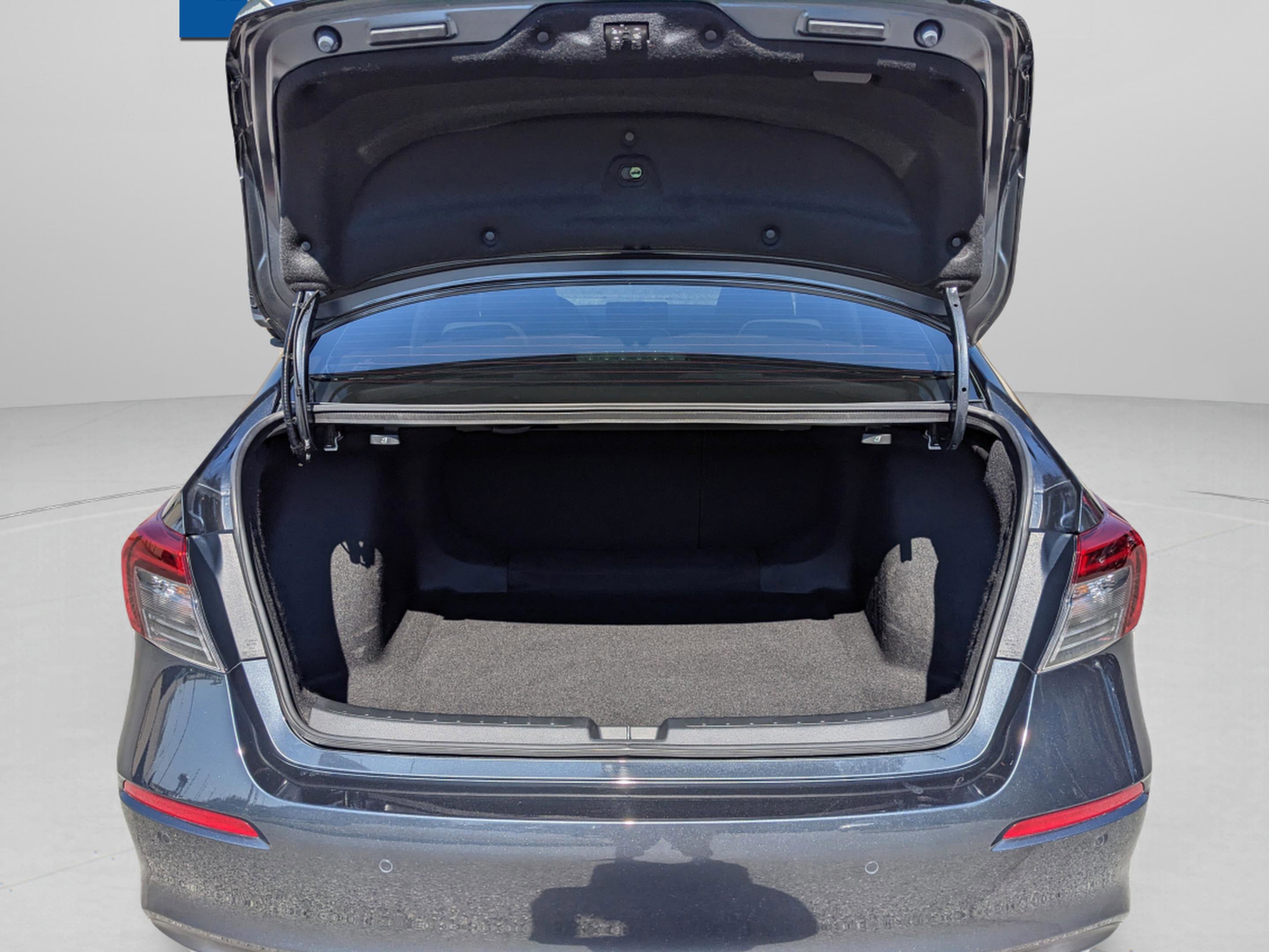 Used 2022 Honda Civic Touring image 13