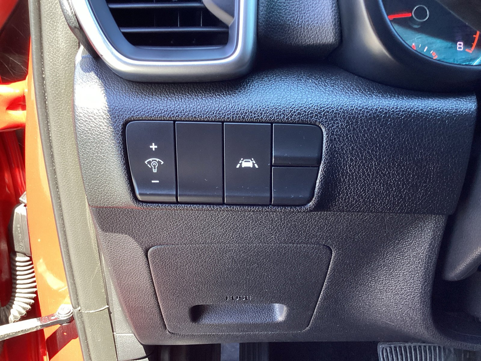 Used 2020 Kia Sportage LX FWD image 28
