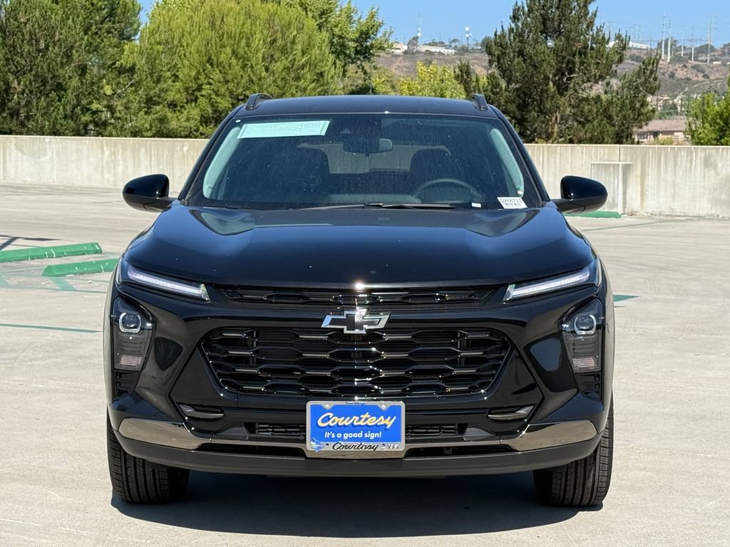 New 2026 Chevrolet Trax ACTIV w/ Driver Confidence Package FWD image 3