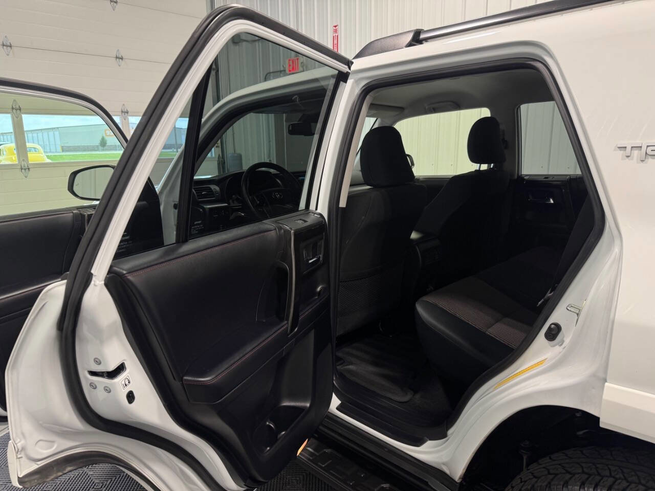 Used 2024 Toyota 4Runner TRD Off-Road image 11