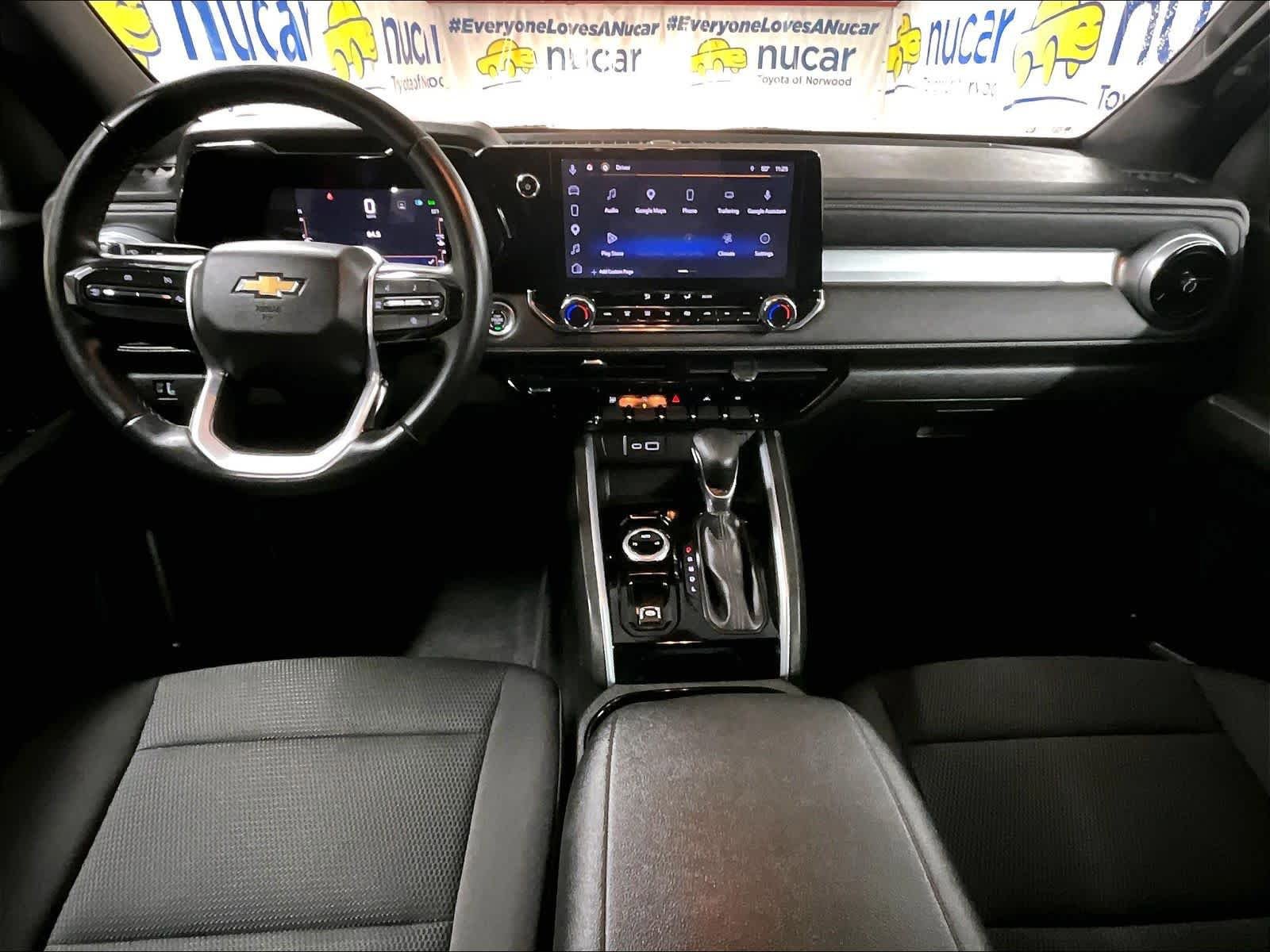 Used 2023 Chevrolet Colorado LT w/ LT Convenience Package AWD/4WD image 21